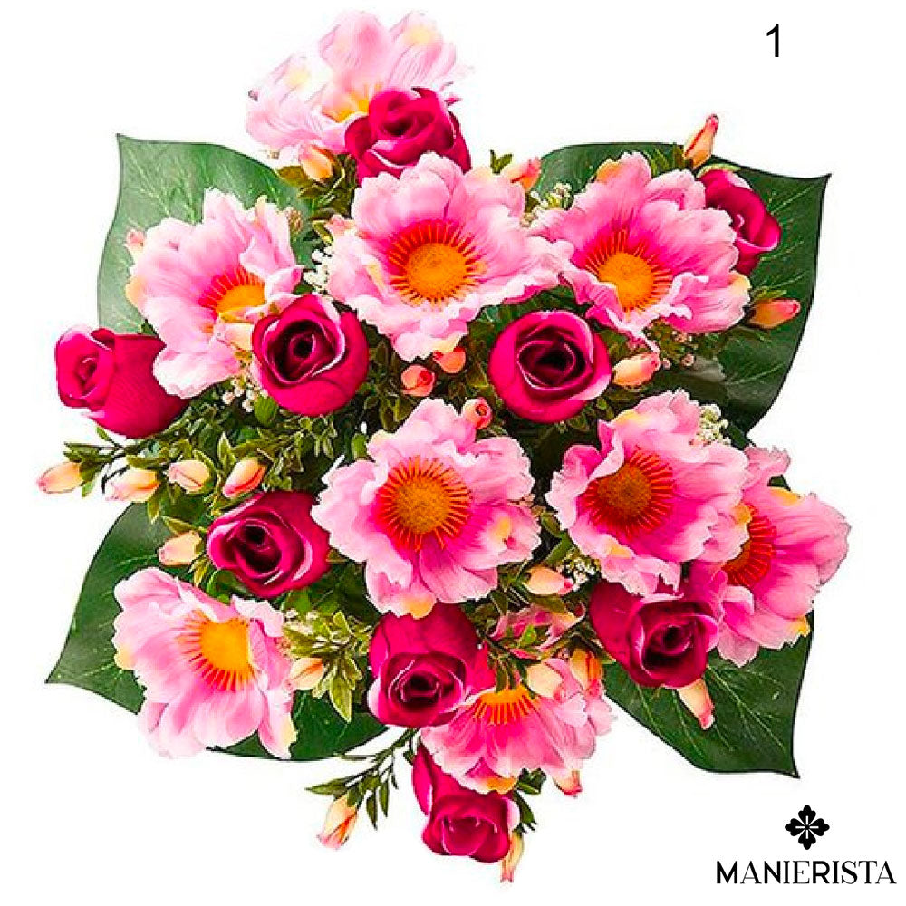 Bouquet con boccioli di rosa e anemoni