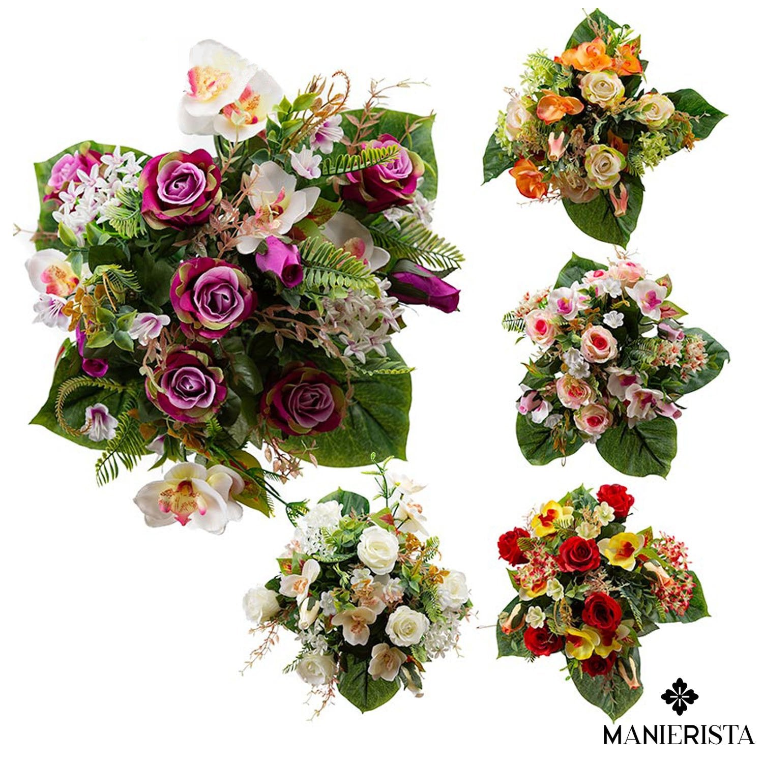 Bouquet grande di boccioli di rose, orchidee e felce